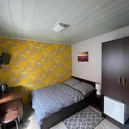 Sewana Goscinne I Letniskowe Mikołajki