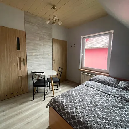 Sewana Goscinne I Letniskowe *